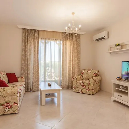 Villa Victoria Residences *